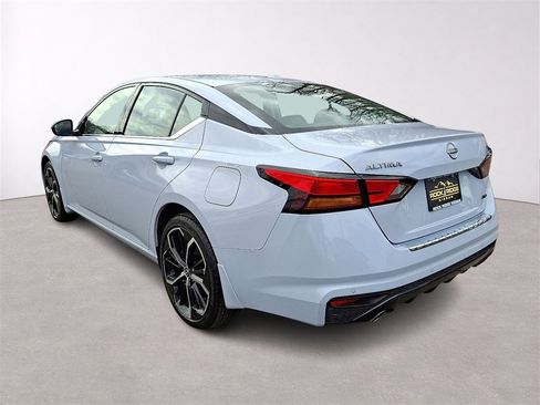 Used 2023 Nissan Altima 2.5 SR image 5