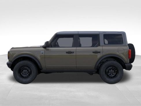 New 2026 Ford Bronco Big Bend w/ Black Diamond Package AWD/4WD image 3