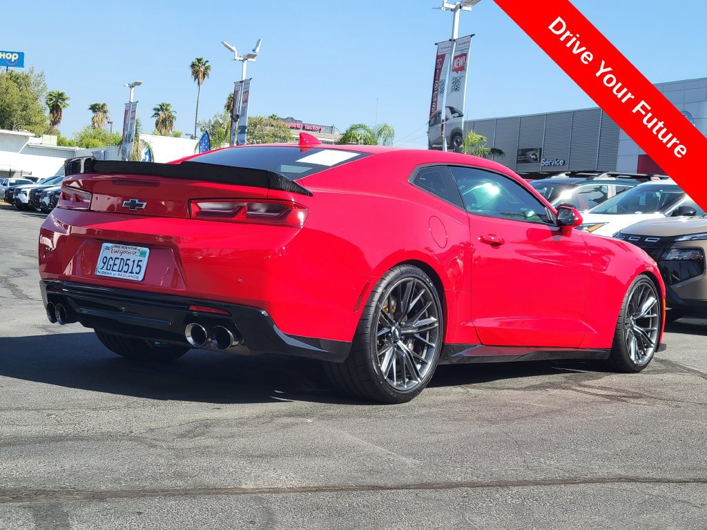 Used 2017 Chevrolet Camaro ZL1 RWD image 4