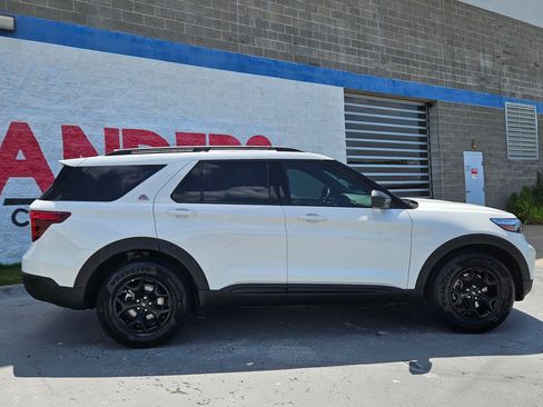 Used 2023 Ford Explorer Timberline AWD/4WD image 8