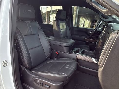 Used 2023 Chevrolet Silverado 3500 High Country image 28