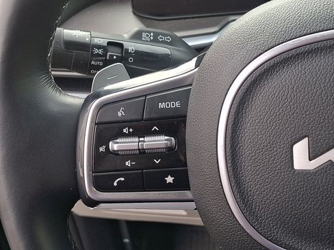 Certified 2025 Kia Sorento SX Prestige image 22