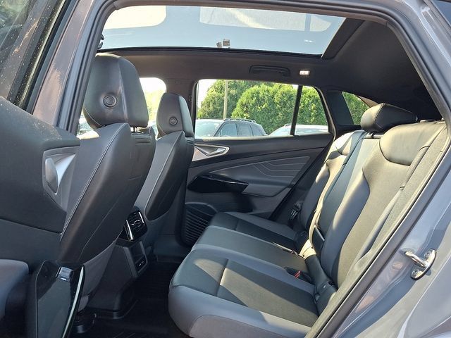 Used 2023 Volkswagen ID.4 Pro S AWD/4WD image 10
