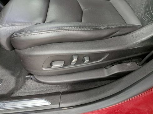 Used 2017 Cadillac XT5 Luxury w/ Driver Awareness Package FWD image 17