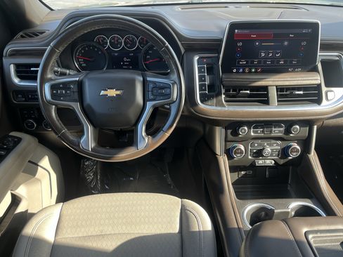 Used 2021 Chevrolet Suburban LS AWD/4WD image 16