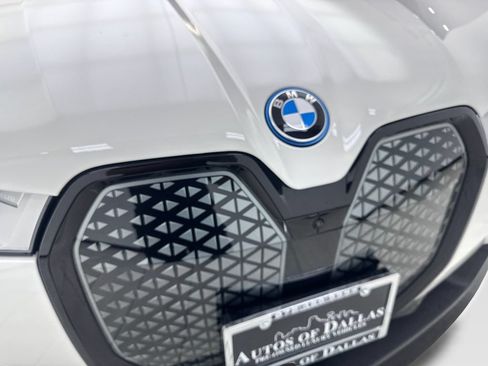 Used 2024 BMW iX xDrive50 w/ Convenience Package AWD/4WD image 26