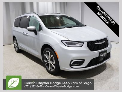 New 2026 Chrysler Pacifica Pinnacle