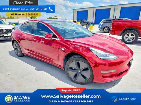 Used 2018 Tesla Model 3 Long Range RWD image 5