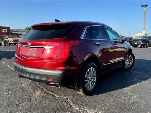 Used 2018 Cadillac XT5 Luxury w/ Driver Awareness Package AWD/4WD image 4