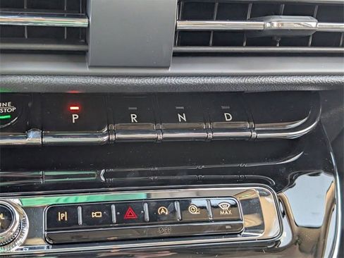 New 2025 Lincoln Corsair Premiere w/ Equipment Group 101A image 23