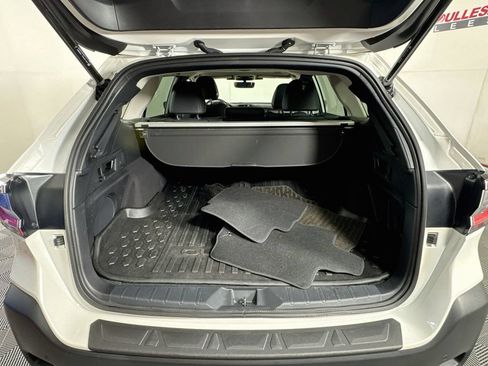 Used 2025 Subaru Outback Limited AWD/4WD image 28
