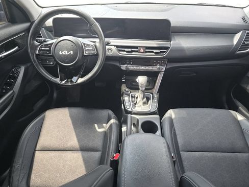 Used 2024 Kia Seltos EX AWD/4WD image 23
