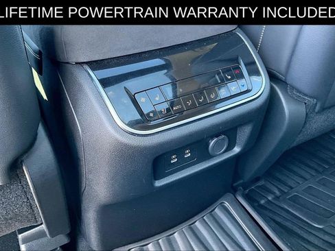 Certified 2025 INFINITI QX80 Luxe image 31