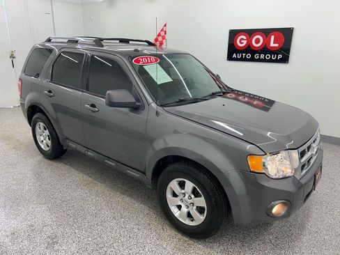 Used 2010 Ford Escape Limited AWD/4WD image 2