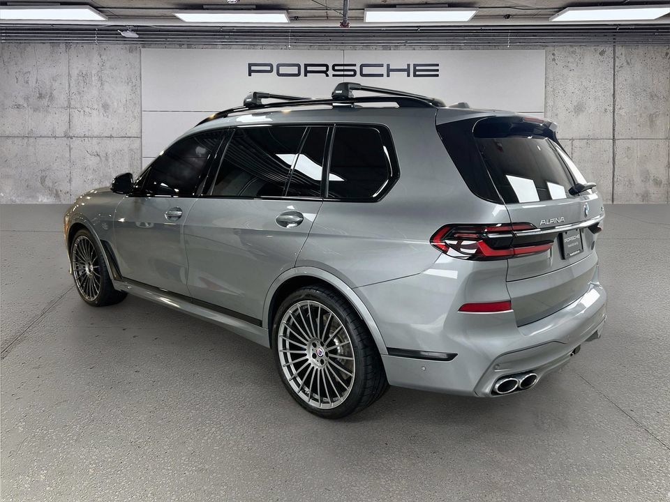 Used 2023 BMW ALPINA XB7 AWD/4WD image 3