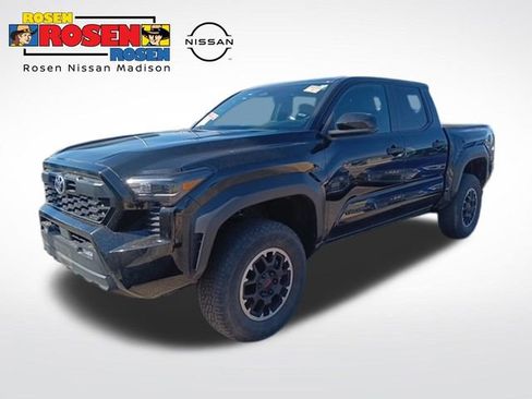 Used 2024 Toyota Tacoma TRD Off-Road image 1