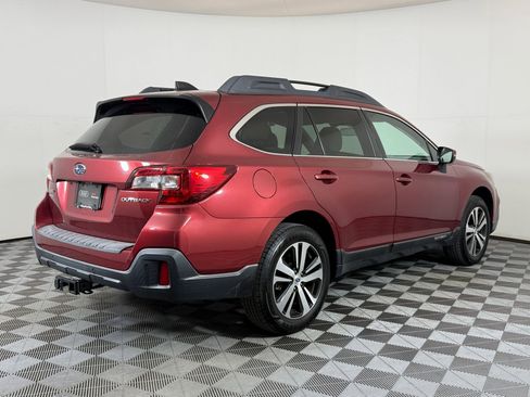 Used 2019 Subaru Outback 2.5i Limited image 9