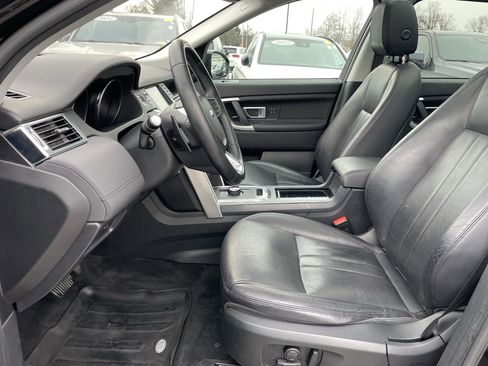 Used 2019 Land Rover Discovery Sport HSE image 14