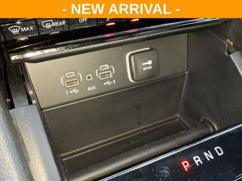 Used 2025 Jeep Grand Cherokee Limited w/ Black Appearance Package AWD/4WD image 28