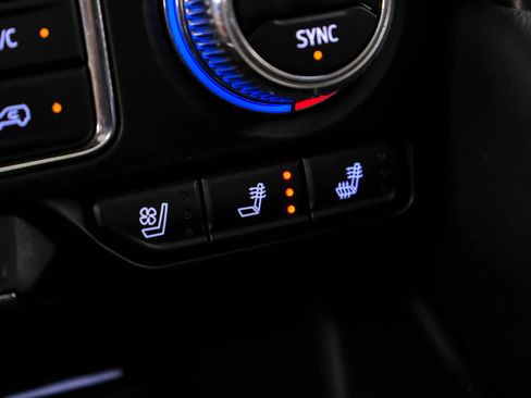 Used 2023 GMC Yukon AT4 w/ AT4 Premium Package AWD/4WD image 35