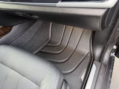 Used 2016 BMW X5 xDrive40e image 25