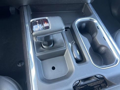 Used 2023 Chevrolet Silverado 1500 LTZ image 27