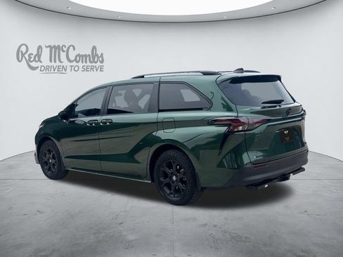 Used 2025 Toyota Sienna XLE Woodland Edition AWD/4WD image 3