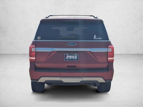 Used 2018 Ford Expedition XLT w/ Equipment Group 202A RWD image 6