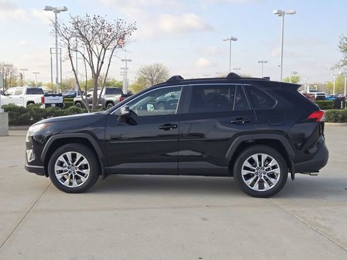 Used 2025 Toyota RAV4 XLE Premium w/ Weather Package image 4