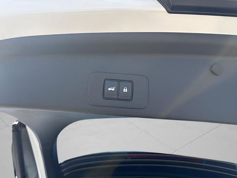 New 2025 Nissan Murano SL image 21