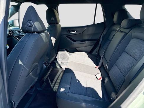 New 2026 Chevrolet Equinox LT w/ Convenience Package II image 16