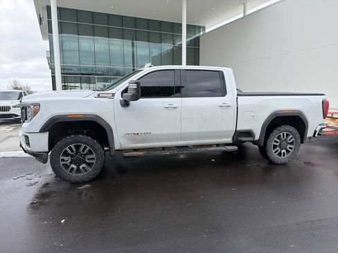 Used 2020 GMC Sierra 2500 AT4 w/ AT4 Premium Package image 2