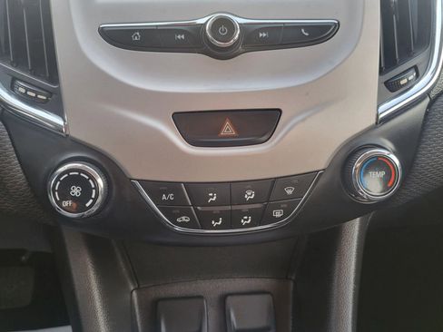 Used 2016 Chevrolet Cruze LS image 13