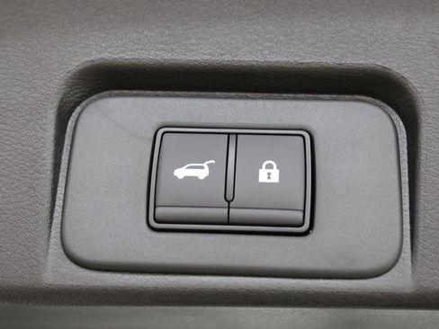 New 2026 Nissan Rogue SV FWD image 28