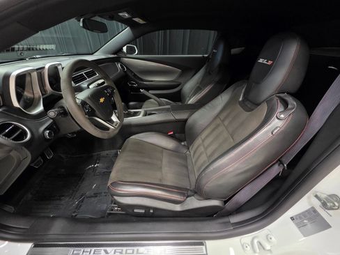 Used 2013 Chevrolet Camaro SS w/ SS Performance Package RWD image 20