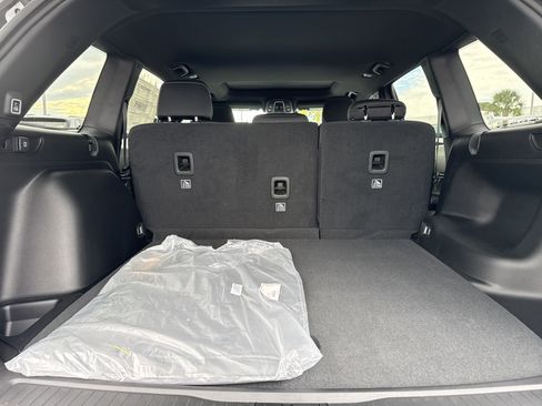 New 2025 Jeep Grand Cherokee Laredo X w/ Luxury Tech Group I image 13