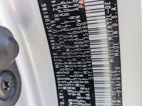 Used 2020 Toyota Corolla SE FWD image 22