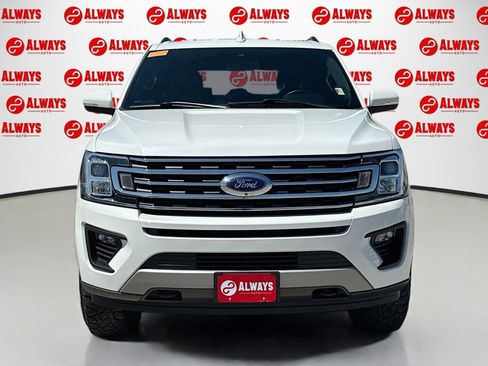 Used 2021 Ford Expedition Max XLT image 2