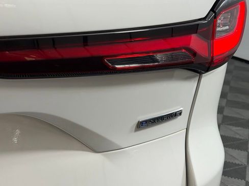 Used 2024 MAZDA CX-90 3.3 Turbo w/ Preferred Plus image 10