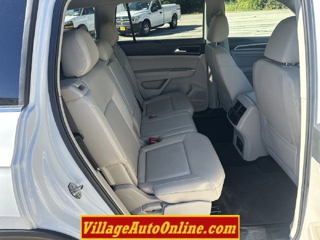 Used 2018 Volkswagen Atlas SEL AWD/4WD image 40