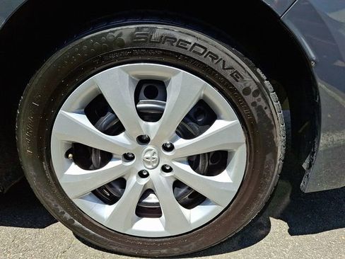 Used 2024 Toyota Corolla LE FWD image 7