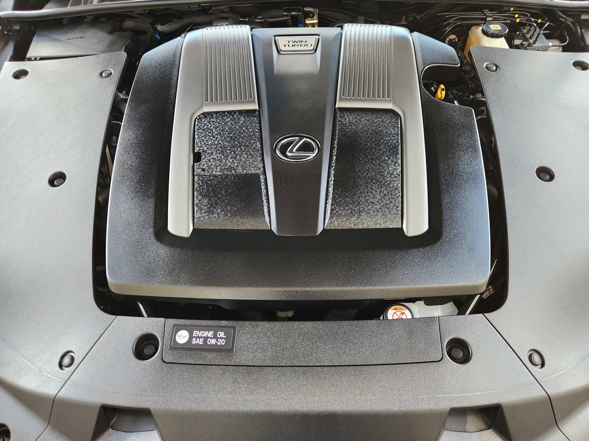 Used 2023 Lexus LS 500 w/ Interior Upgrade Package RWD image 32
