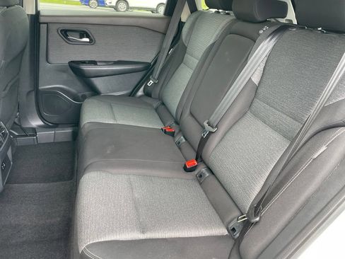 Certified 2023 Nissan Rogue SV AWD/4WD image 8