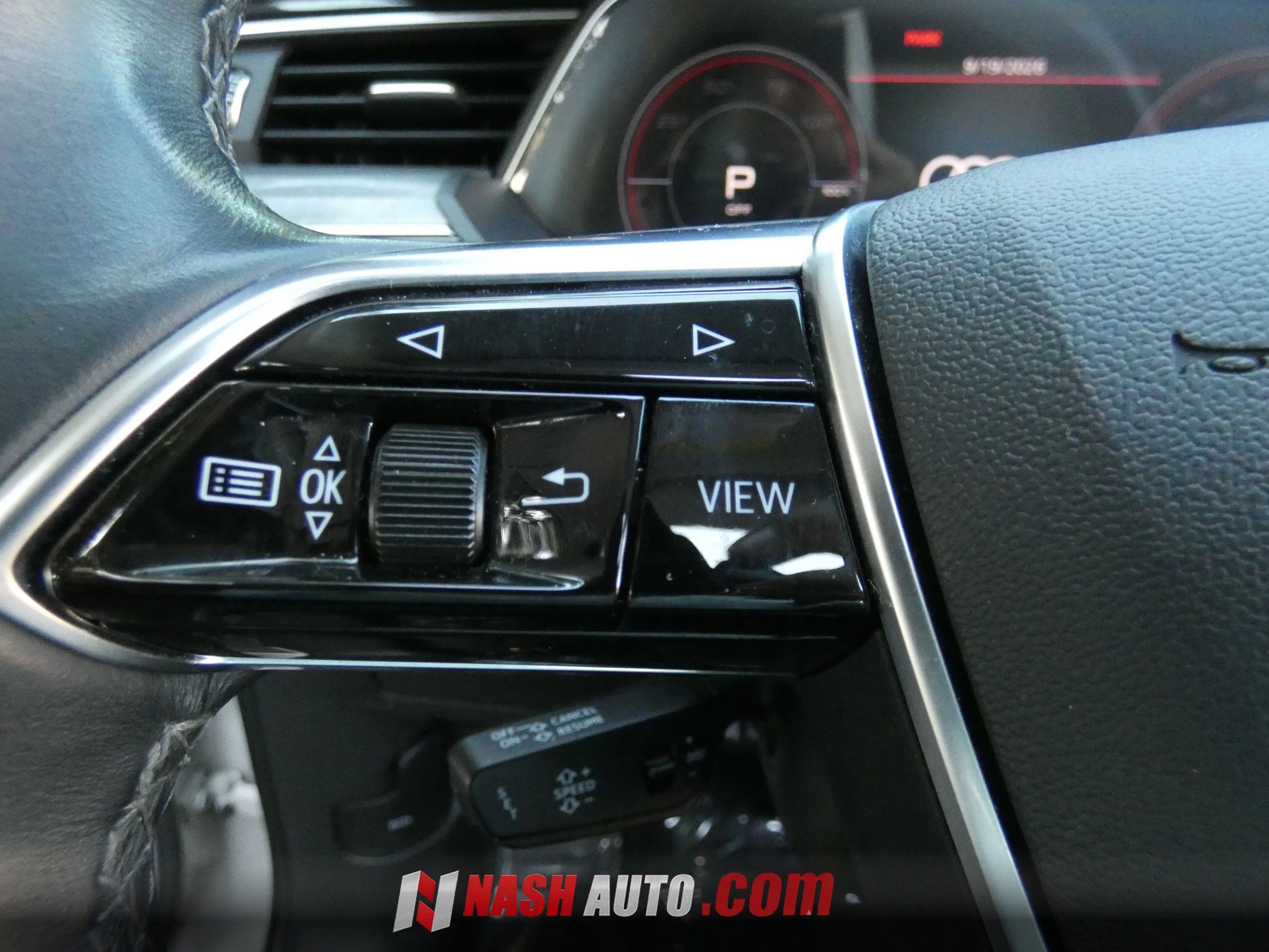 Used 2022 Audi e-tron Premium Plus w/ Premium Plus Package AWD/4WD image 67