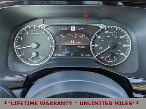 Used 2024 Nissan Pathfinder SL image 31