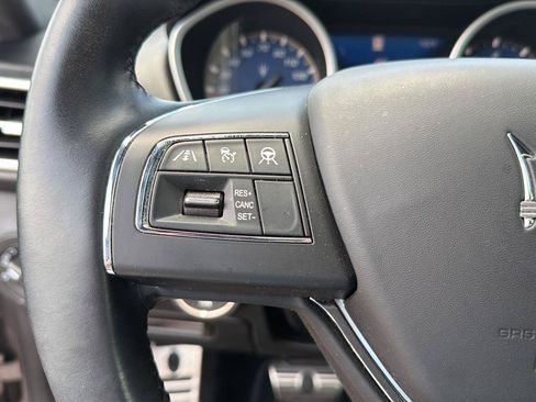 Used 2019 Maserati Ghibli S GranLusso AWD/4WD image 21