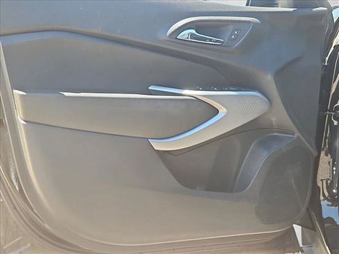 Used 2024 Chevrolet Trax LS FWD image 11