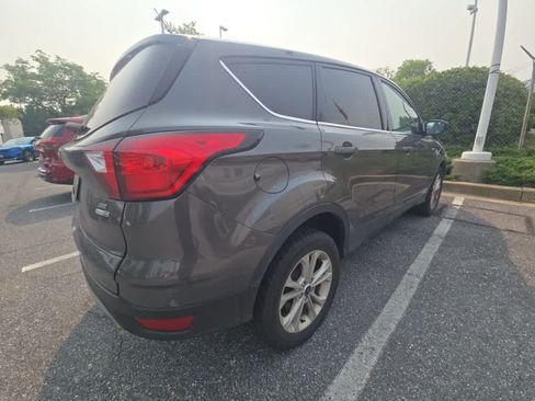 Used 2019 Ford Escape SE AWD/4WD image 4