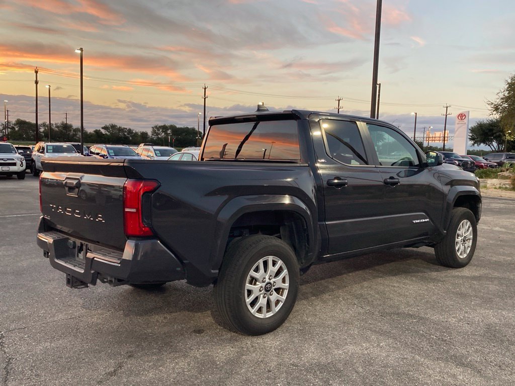 Used 2024 Toyota Tacoma SR5 AWD/4WD image 5