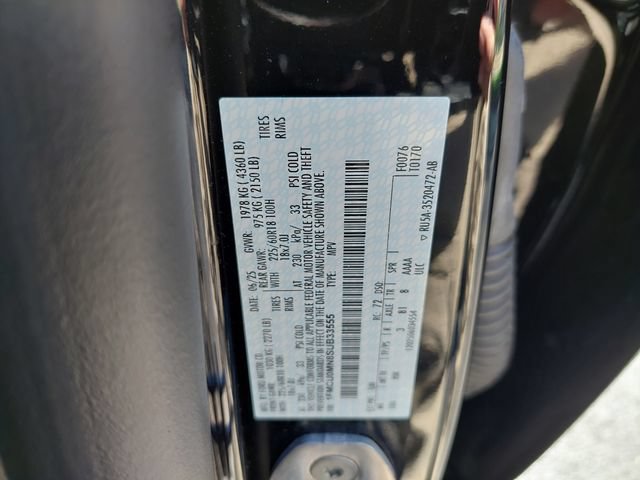 Used 2025 Ford Escape ST-Line FWD image 33